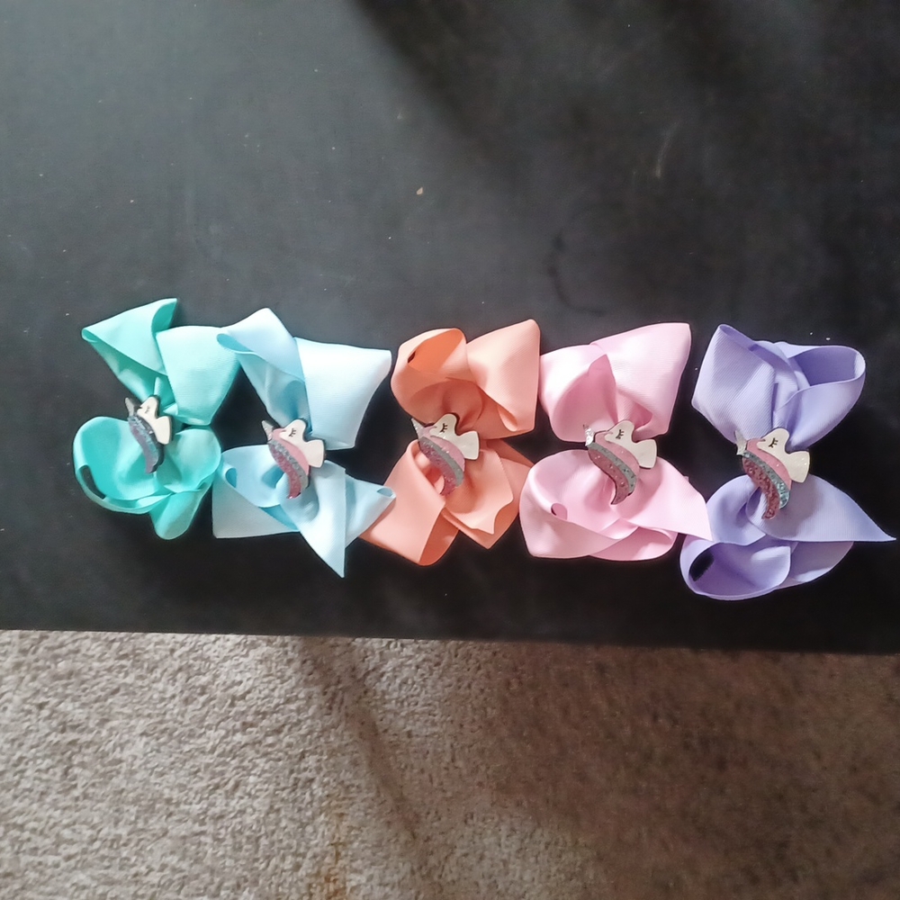 All 6 🦄  Unicorn alligator clip bows